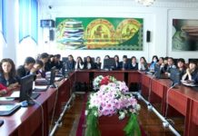 Молодежи ЮКО предлагают изменить фамилию в соответствии с традициями