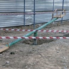 В Шымкенте сносят детские площадки из-за строительства дорогого жилого комплекса В Шымкенте сносят детские площадки из-за строительства дорогого жилого комплекса