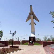 Путевку в небо курсанты Чугуевской лётной школы получали в Шымкенте Путевку в небо получали в Шымкенте курсанты Чугуевской летной школы