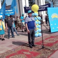 Партийцы призывали шымкентцев идти на выборы президента РК