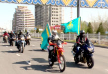 Шымкентские байкеры напомнили горожанам о приближении выборов президента РК