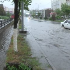 Прогноз погоды на 19 мая: в Шымкенте гроза Ливневый дождь в Шымкенте затопил полгорода
