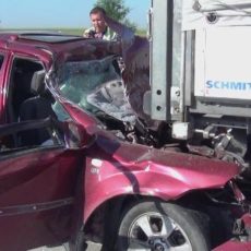 Два человека погибли в ДТП в поселке Атамекен