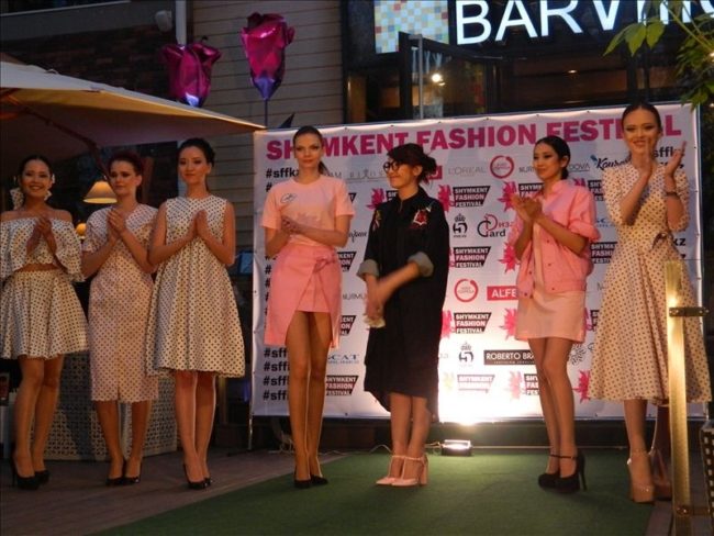 В Шымкенте проходит первый модный фестиваль "Shymkent Fashion Festival"