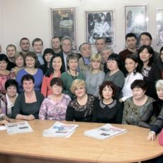 «Южный Казахстан» приглашает друзей на свое 90-летие «Южный Казахстан» приглашает друзей на свое 90-летие
