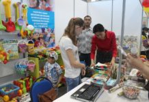 Произведенные в ЮКО детские товары можно купить в магазинах Шымкента Особым спросом на выставке пользуются развивающие игрушки