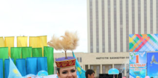 Казахстанцы назвали людей живущих в Шымкенте самыми приветливыми