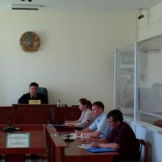 В Шымкенте осудили молодых людей, убивших бездомного В Шымкенте начался процесс с участием присяжных заседателей