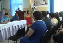 Ученицы школы № 53 пожаловались на домогательства со стороны учителя