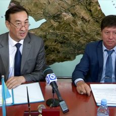 Аким Каратауского района Шымкента подписал меморандум с предпринимателями Аким Каратауского района Шымкента подписал меморандум с предпринимателями