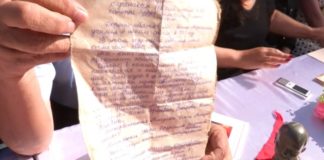 В шымкентской школе вскрыли капсулу с посланием нынешнему поколению В шымкентской школе имени Молдагуловой вскрыли капсулу с посланием нынешнему поколению