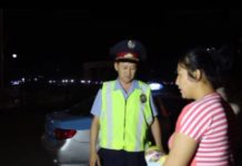 В Шымкенте полицейские вернули матери потерявшегося ребенка