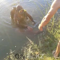 Очередную жертву воды достали со дна канала шымкентские водолазы