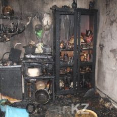 В Шымкенте при пожаре в доме пострадала вся семья В Шымкенте при пожаре в доме пострадала вся семья