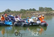 Маленькие робинзоны Шымкента навели порядок на Сырдарье Маленькие робинзоны Шымкента навели порядок на Сырдарье