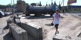 Жители Чапаевки в Шымкенте не могут выбраться в город Жители Чапаевки в Шымкенте не могут выбраться в город