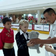 День Астаны на шымкентском льду