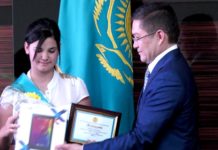 В ЮКО дети-сироты получили гранты на обучение