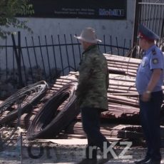Депутаты и акимы снова заглянули на улицу Громова Депутаты и акимы вновь заглянули на улицу Громова