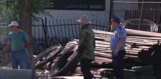 Депутаты и акимы снова заглянули на улицу Громова Депутаты и акимы вновь заглянули на улицу Громова