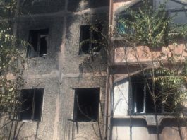 В Шымкенте от пожара пострадали сразу пять этажей многоэтажного дома