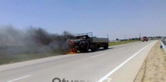 Грузовая автомашина загорелась на трассе Туркестан — Шымкент