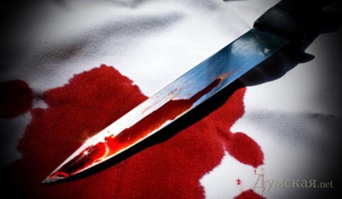 Нож. кровь. Убийство ножом