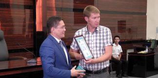Альпинисты, покорившие вершину в восточной части Угамского хребта, получили награды