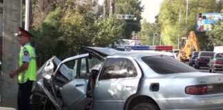 В утренней аварии погиб водитель одной из автомашин