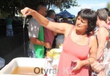 Сладкий Медовый спас в Шымкенте отметили горожане (фоторепортаж)