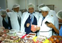 Продукция фабрики «Ордабасы кус» войдет в меню школьных столовых Бейбут Атамкулов ознакомился с работой фабрики и высоко оценил качество выпускаемой продукции