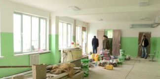 Депутаты Шымкента вновь заговорили о капитальном ремонте школ