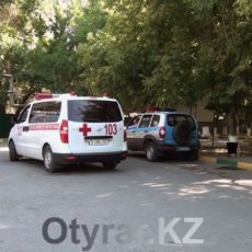 В ЮКО несовершеннолетний ребенок погиб под колесами скорой помощи
