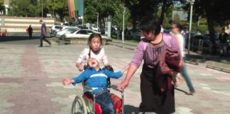 Неравнодушная молодежь Шымкента провела благотворительную ярмарку