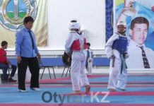 Чемпионат Казахстана по таэквондо среди спортивных школ проходит в Шымкенте