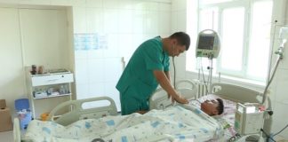 Школьник гимназии «Каусар» попал в реанимацию после драки Школьник гимназии "Каусар" попал в реанимацию после драки