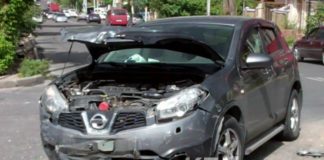 Деревья виноваты в частых ДТП на перекрестке улиц Гоголя и Толстого Деревья виноваты в частых ДТП на перекрестке улиц Гоголя и Торекулова