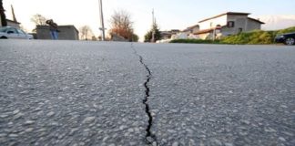 В Шымкенте отремонтируют просевший асфальт в микрорайоне Нуртас