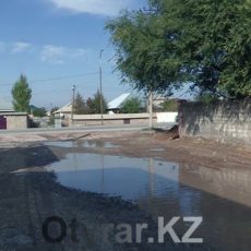 Разбитые дороги и строительные базары портят вид нового центра Шымкента