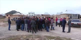 Жители микрорайона «Северо-Запад» Шымкента обещанного газа ждут третий год