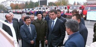 Шымкентские власти проверили готовность снегоуборочной техники к зиме