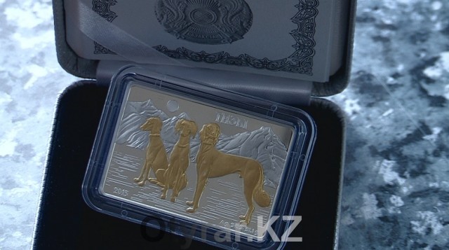 Национальный банк Казахстана в преддверии Нового года выпустил коллекционные монеты