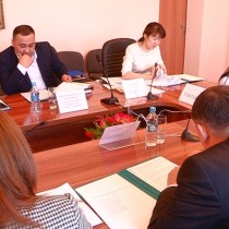 В департаменте юстиции ЮКО выбирают государственных служащих Самая молодая участница на соискание должности - Дамира Шажалиева