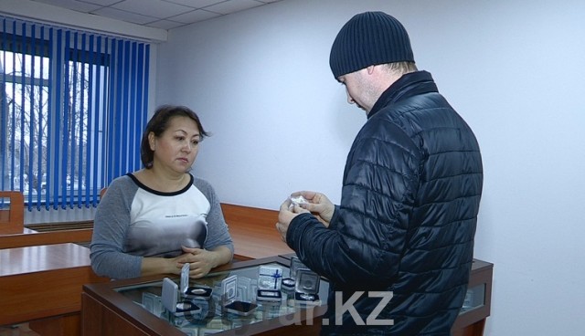 Национальный банк Казахстана в преддверии Нового года выпустил коллекционные монеты