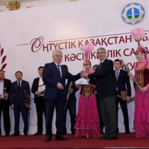 Аким области наградил лучших предпринимателей Южного Казахстана