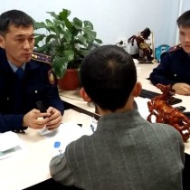 Школьник из Шымкента задержан с электрошокером