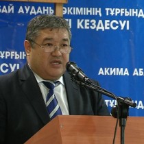 Аким Абайского района Шымкента разбирался с проблемами своих жителей