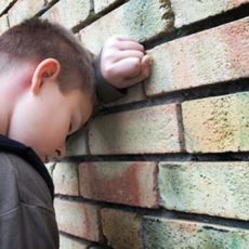 Родители изнасилованного подростка из Казыгурта не могут добиться справедливости