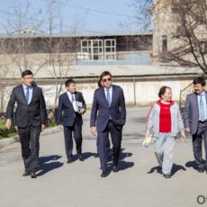 Аким Шымкента в Аль-Фарабийском районе