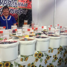 Ярмарка меда от пасеки Калашникова